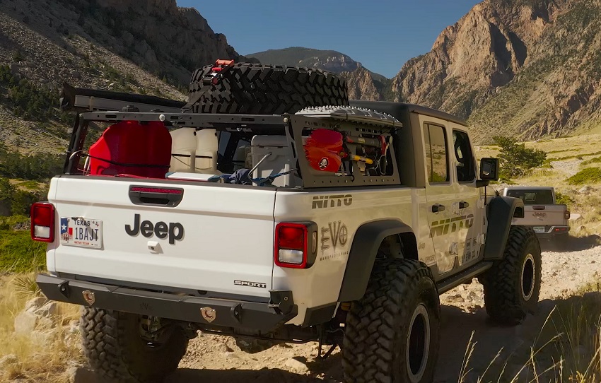 Lifted White Jeep Gladiator