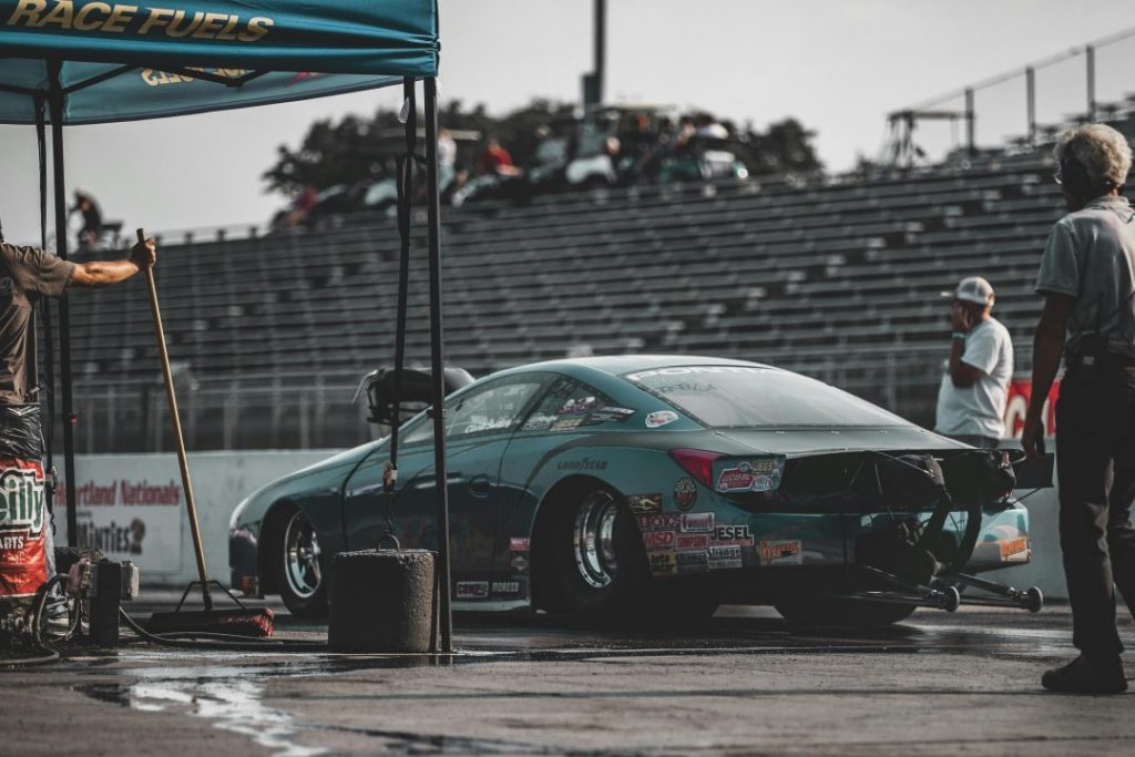 Why Do Drag Racing Cars Need Upgraded Driveshafts?